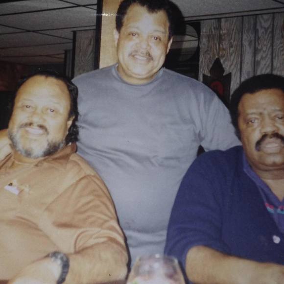 Meet your Posher, Traci - Picture 1 of 1